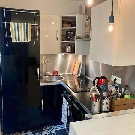 Apartment 15